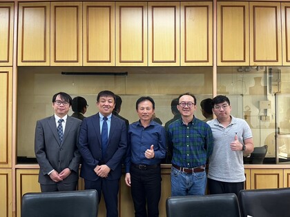 日本「株式会社アイシン」秦平社長蒞校參訪圖片