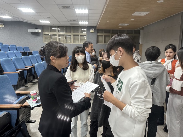台灣高鐵徵才說明會圖片